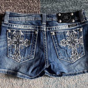 Miss Me Jean Shorts Size 28